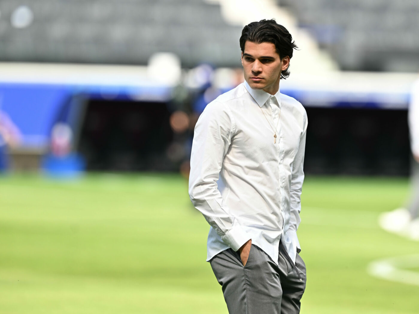 Gigi Becali a făcut ofertă pentru transferul lui Ianis Hagi la FCSB. Clauza istorică pe care i-a pus-o în contract: Gică Hagi va decide când va fi schimbat!