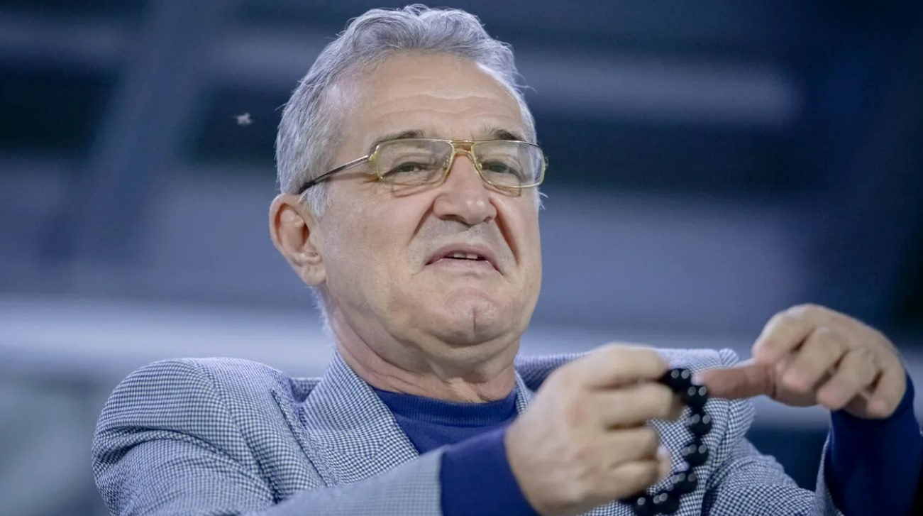 „Tată, vrei să vii la Steaua? Îți dau atât, îți convine?”. Gigi Becali l-a sunat pe fotbalist după miezul nopții: era în vacanță la Firenze, dar acceptat oferta de transfer a celor de la FCSB