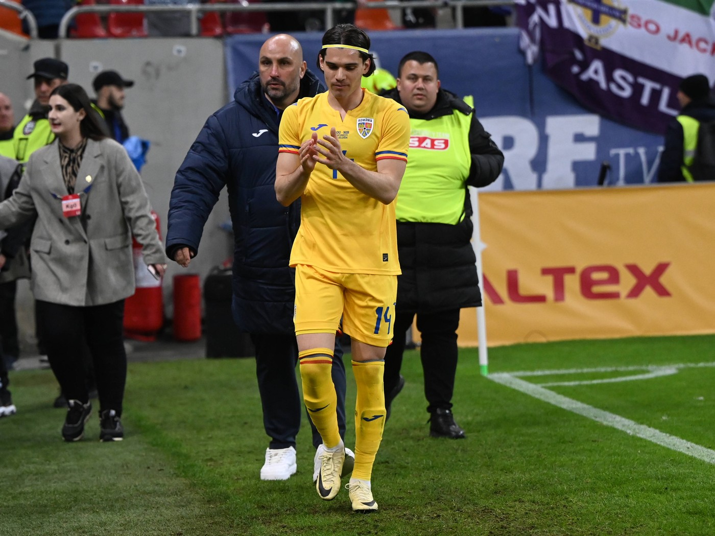 Giovanni Becali a intervenit direct la Jose Mourinho pentru transferul lui Ianis Hagi la Fenerbahce Istanbul!