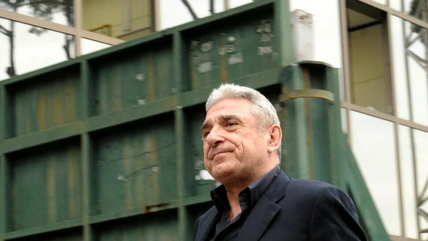 Giovanni Becali a intervenit în forță în transferul lui Darius Olaru. Impresarul a ajuns la un acord cu Gigi Becali pentru suma de vânzare şi acum negociază salariul fotbalistului: „Dacă era aşa bun, era deja vândut! Nu merge în Olanda”