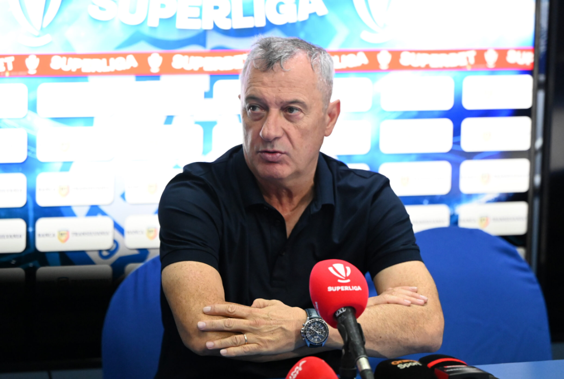 Mircea Rednic a explodat de furie la interviu și a făcut show, după UTA Arad – Farul Constanța 1-1. Și-a distrus fotbaliștii și a răspuns acuzațiilor legate de comisioanele de la transferuri: „Trebuie să fii tâmpit, cretin! ANAF a fost de 3 ori peste fiica mea”