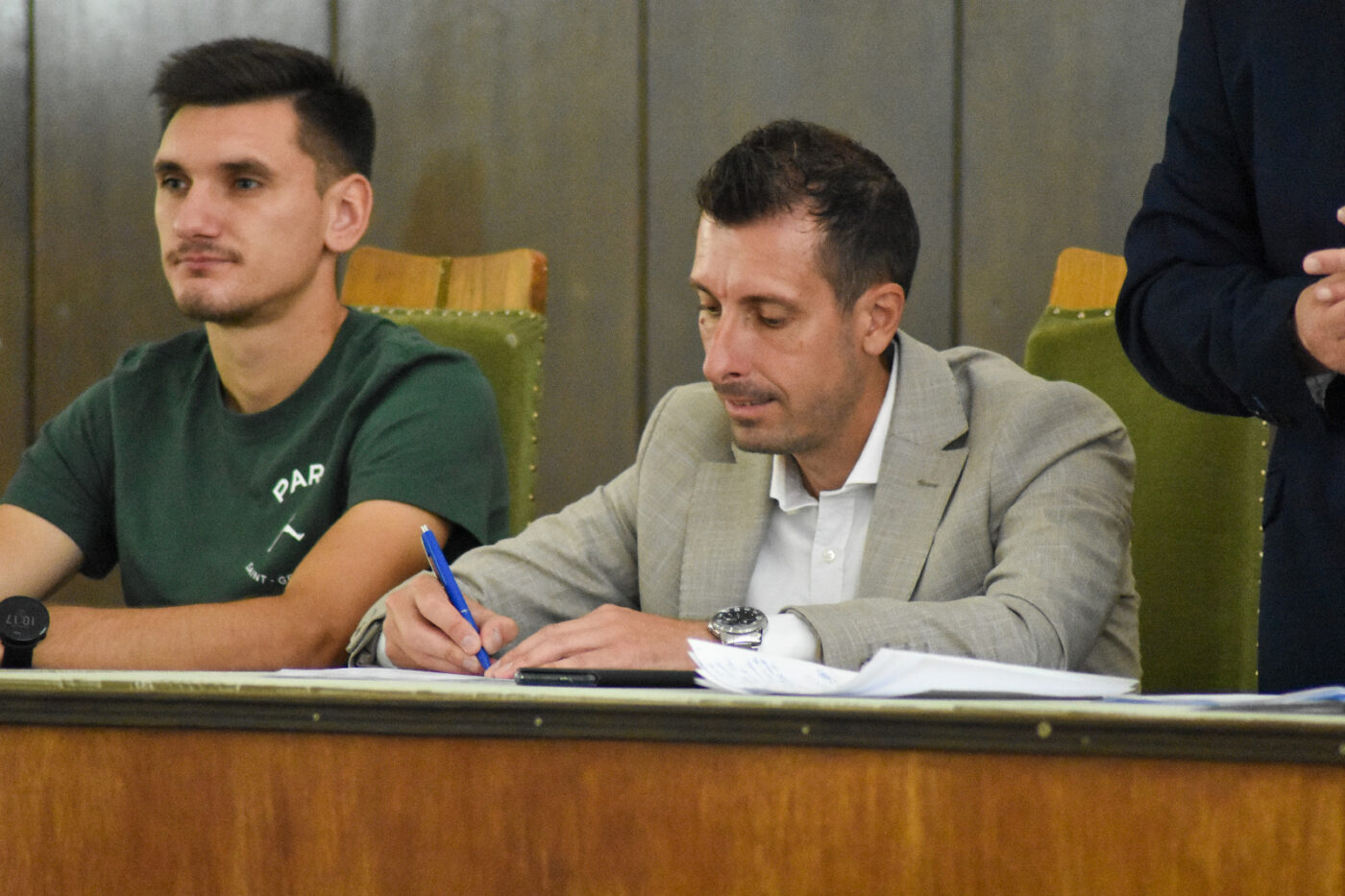 Schimbare la vârful arbitrilor ieșeni, după 12 ani! La 26 de ani, Gabriel Mihuleac devine cel mai tânăr președinte al unei comisii județene de arbitri din țară