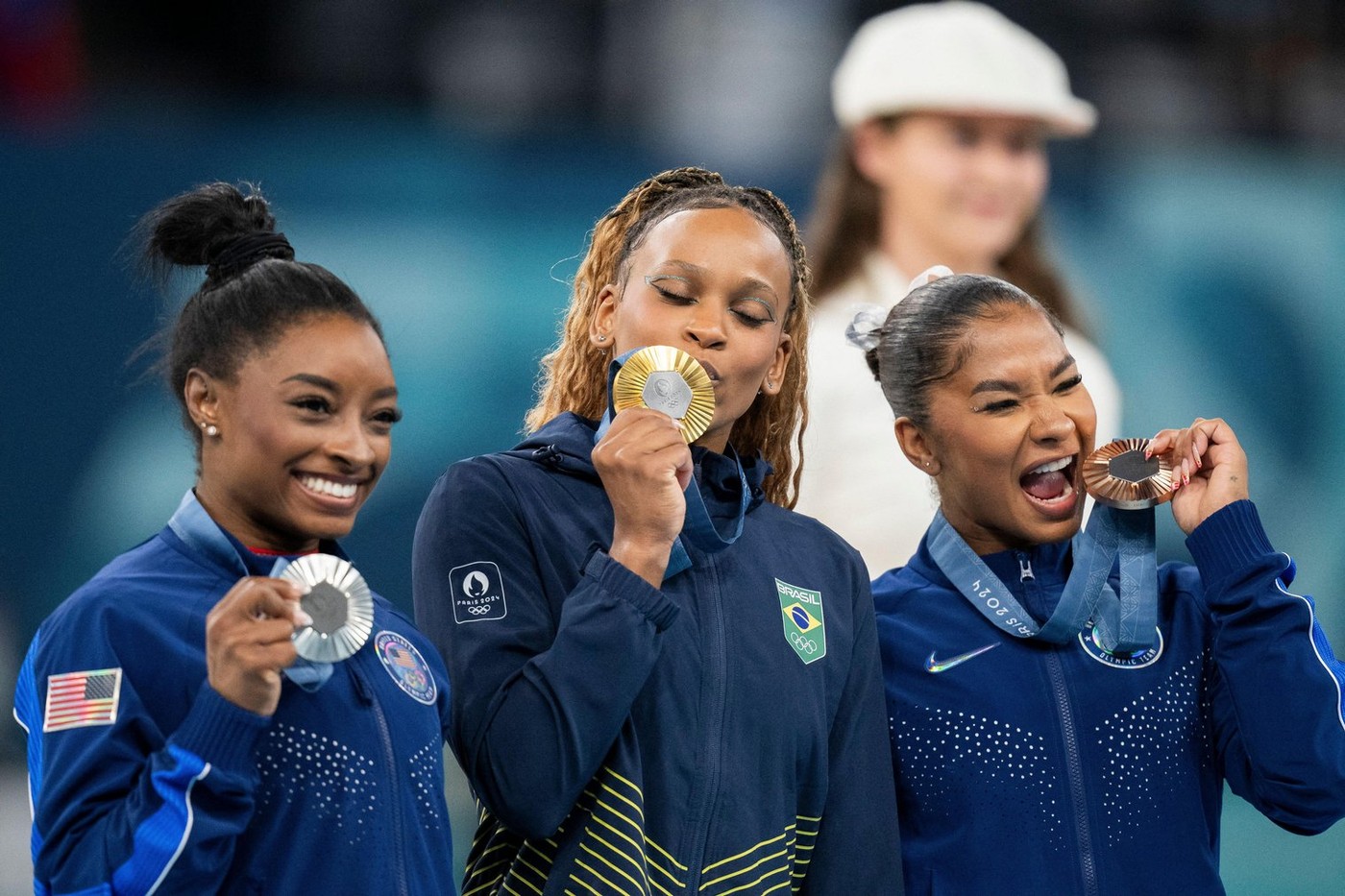 „Ca fetele. I-am zis asta”. Simone Biles a discutat pe FaceTime cu Jordan Chiles în aceste zile și a dezvăluit ce mesaj i-a transmis legat de medalia de bronz ajunsă la Ana Bărbosu