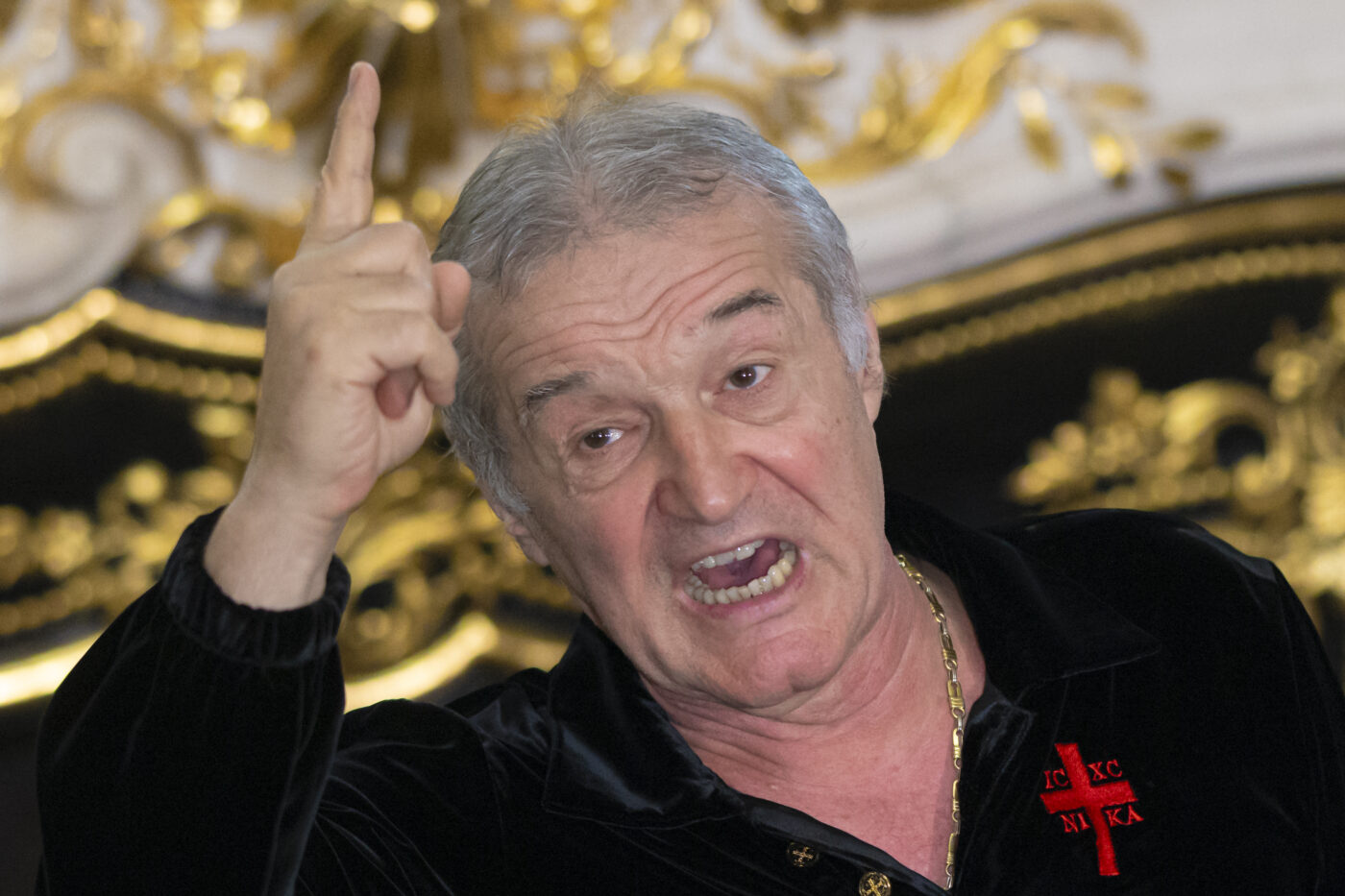Șocat de ce a văzut în meciul FC Hermannstadt – FCSB 2-0, Gigi Becali a stabilit o nouă regulă la echipă: „Așa o să fac! Păi, dacă nu se mișcă?”. Cum îi va comanda schimbările lui Elias Charalambous