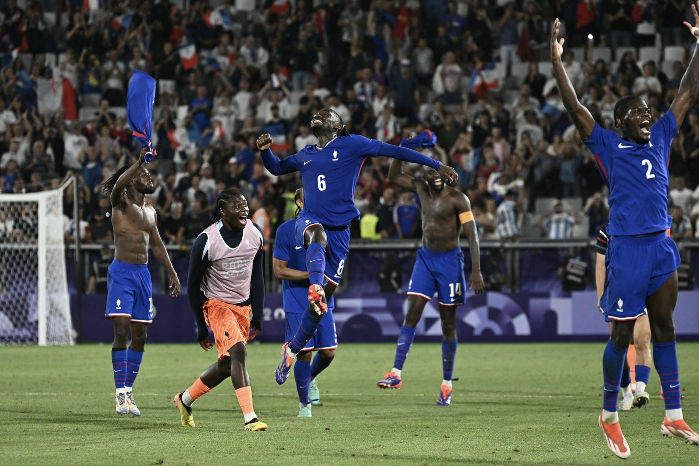 Turneul olimpic se îndreaptă către finala mult așteptată. Campioana mondială a fost eliminată