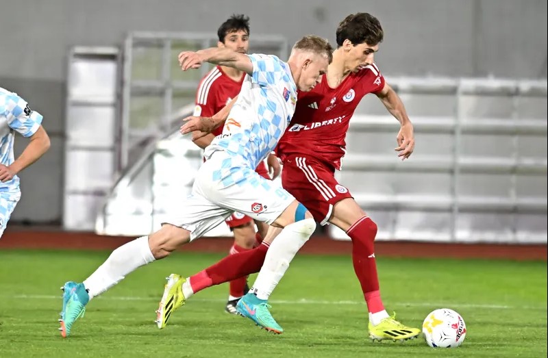 UTA se desparte de un fotbalist transferat în această vară și-l „repatriază” pe Denis Hrezdac!