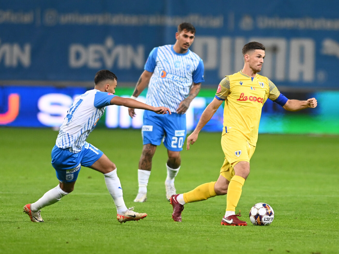 Universitatea Craiova – Petrolul Ploiești 0-0 Live Video Online, în etapa a 4-a a Superligii. Oaspeții încep în forță și au primele ocazii de gol