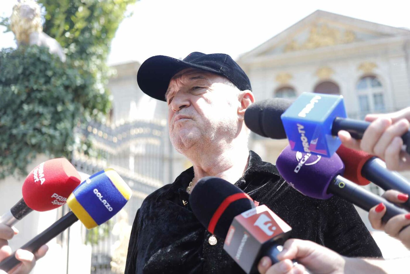 Gigi Becali a primit ofertă de transfer pentru Darius Olaru. Patronul FCSB a luat decizia: „Bă, să vedem, 7.000.000 de euro”