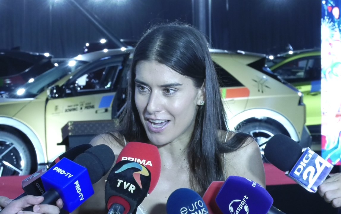 „Toată ziua stau cu piciorul în sus și nu e ușor”. Sorana Cîrstea a luat decizia, după ce s-a operat. Când revine pe teren, dacă totul decurge perfect. VIDEO