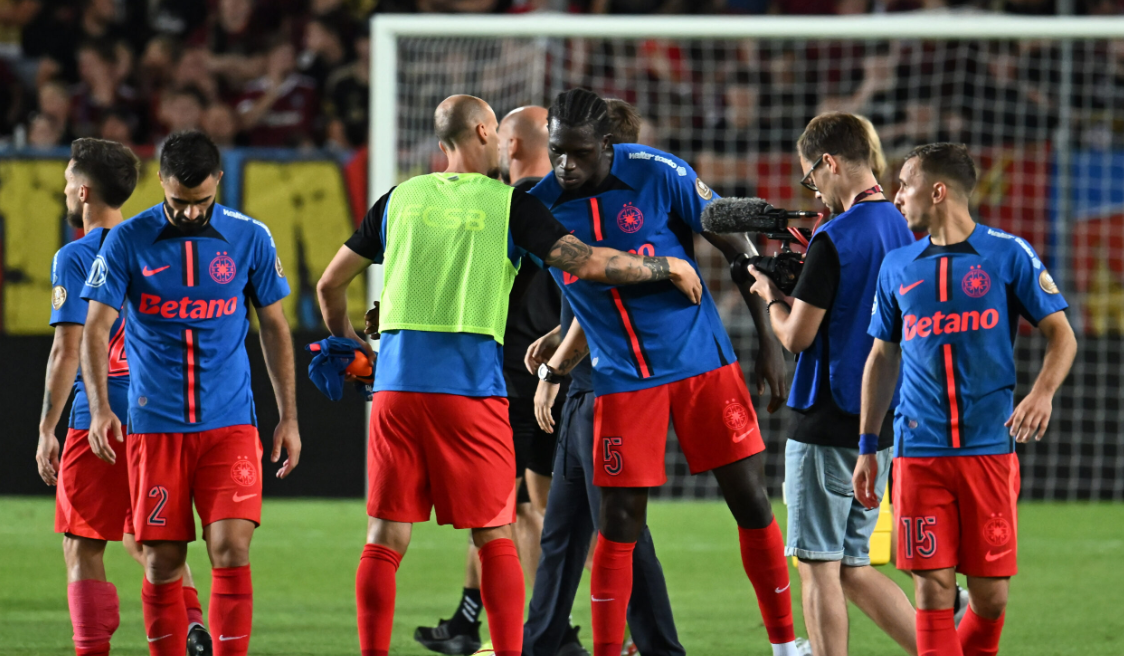 „Voi plăti oricât!”. Soția unui fotbalist de la FCSB a răbufnit și a scăpat cuvinte greu de reprodus