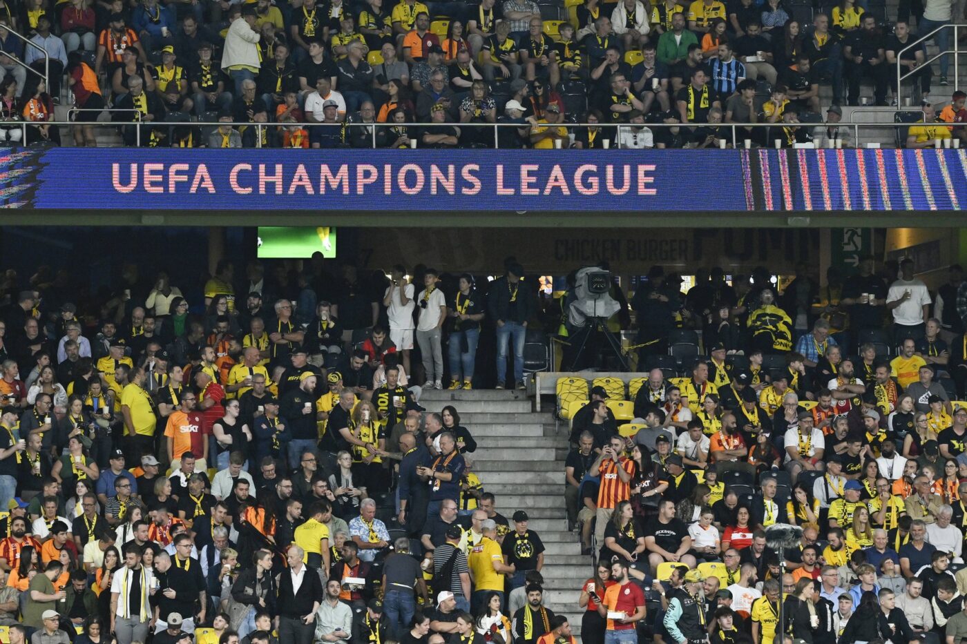 A venit ziua cea mare! Începe noul format din UEFA Champions League! Tot ce trebuie să știi: cum va arăta de acum înainte cea mai importantă competiție europeană, ziua neobișnuită în care se vor juca derby-uri și principalele favorite la cucerirea trofeului. Blockbuster-ul primei etape. SPECIAL