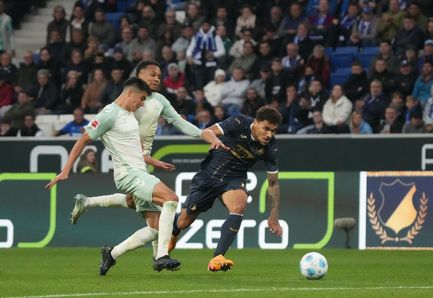 Adversara FCSB din Europa League a pățit-o ca Dinamo București cu Foresta Fălticeni. A avut 3-0 în minutul 12, dar până la final scorul avea să devină ireal