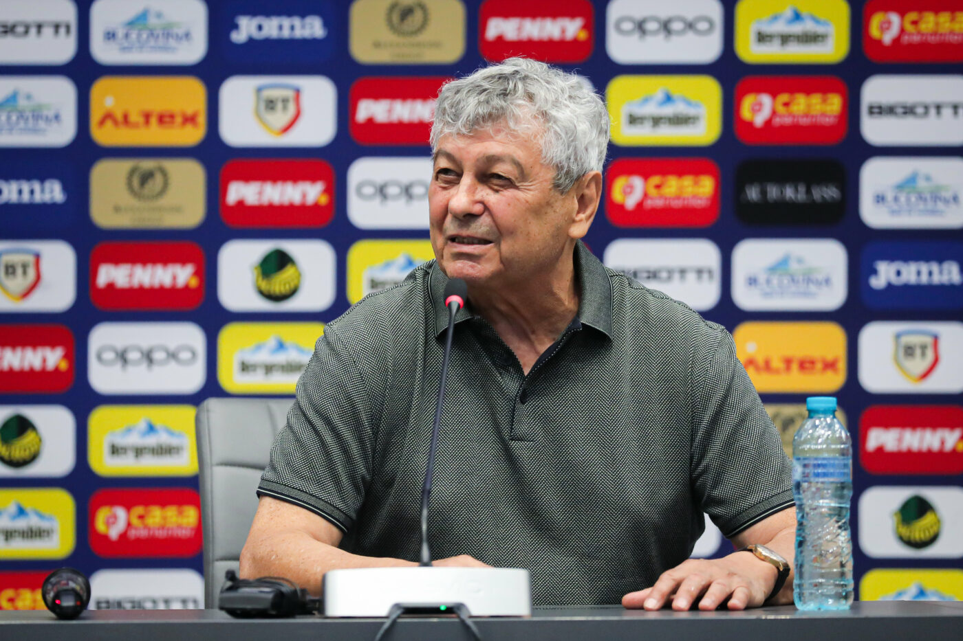 Afaceristul Mircea Lucescu, guru imobiliar cu o avere impresionantă. Ce cifră au firmele unde e acționar selecționerul României