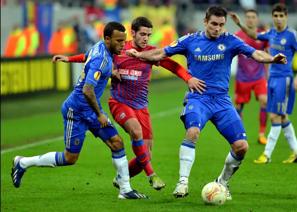 Alex Chipciu dezvăluie cum am învins campioana Europei, Steaua – Chelsea 1-0 contra lui Terry, Lampard, Cech și Fernando Torres! „Cu tot respectul pentru Rapid sau Dinamo, n-am văzut și mi-e greu să cred că o să mai văd asta!”. EXCLUSIV