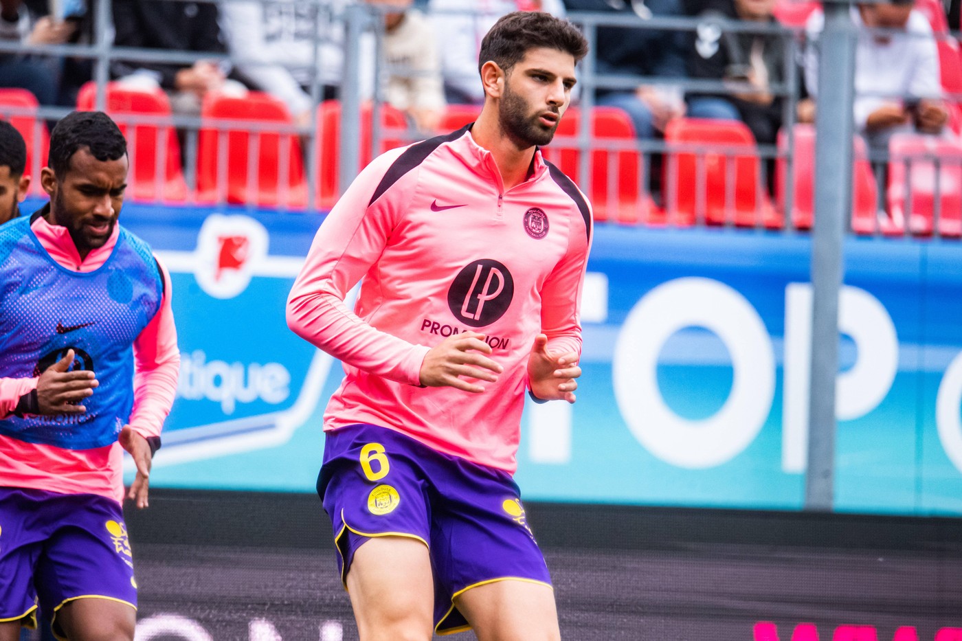 Ar fi un adevărat cutremur pentru naționala României. Umit Akdag, fundașul central care a debutat în Ligue 1, ar fi tentat să joace la seniori pentru naționala Turciei și să întoarcă spatele țării care l-a promovat la U21: „E foarte legat”