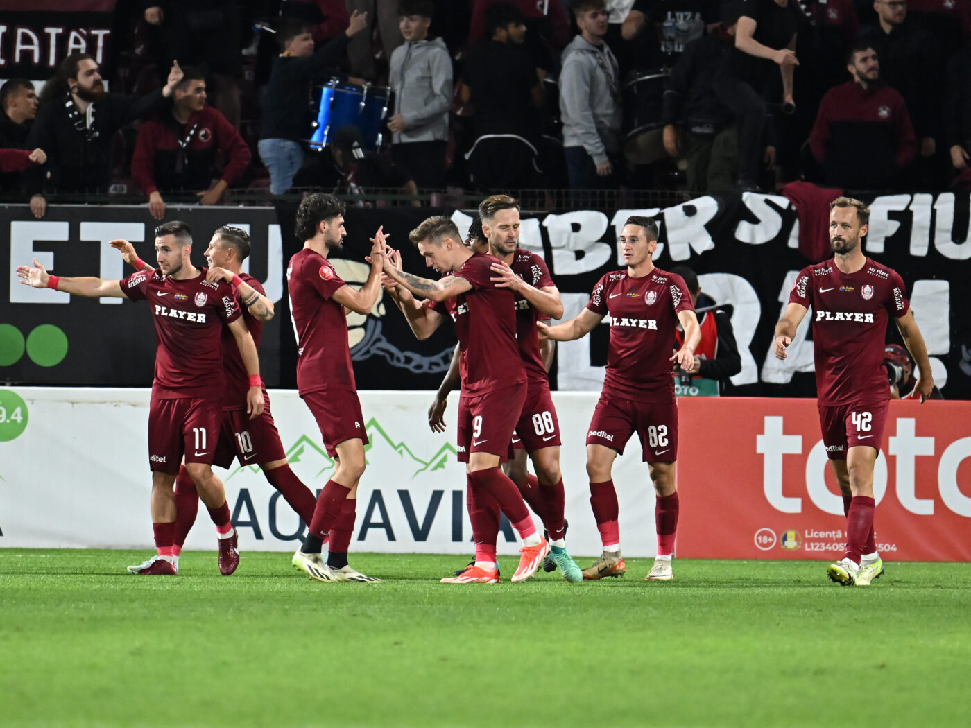 Ce s-a întâmplat în vestiarul echipei lui Dan Petrescu, după CFR Cluj – FCSB 2-2