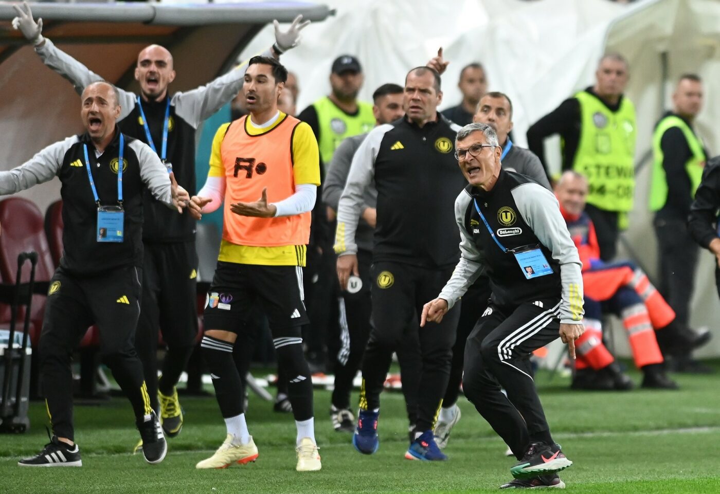 Cum s-a făcut cel mai profitabil transfer din Superliga! Liderul l-a adus de la Universitatea Craiova