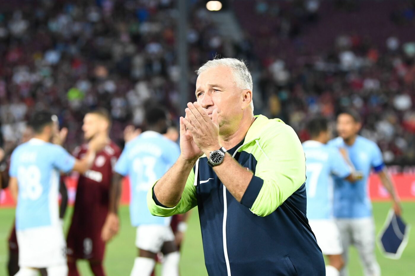 Dan Petrescu rămâne pesimist! CFR Cluj, duel cu Hermannstadt! „Sibiul, acasă, e cea mai bună echipă din România. Eu nu văd niciodată partea frumoasă la antrenorul de fotbal. E cea mai grea meserie din lume”