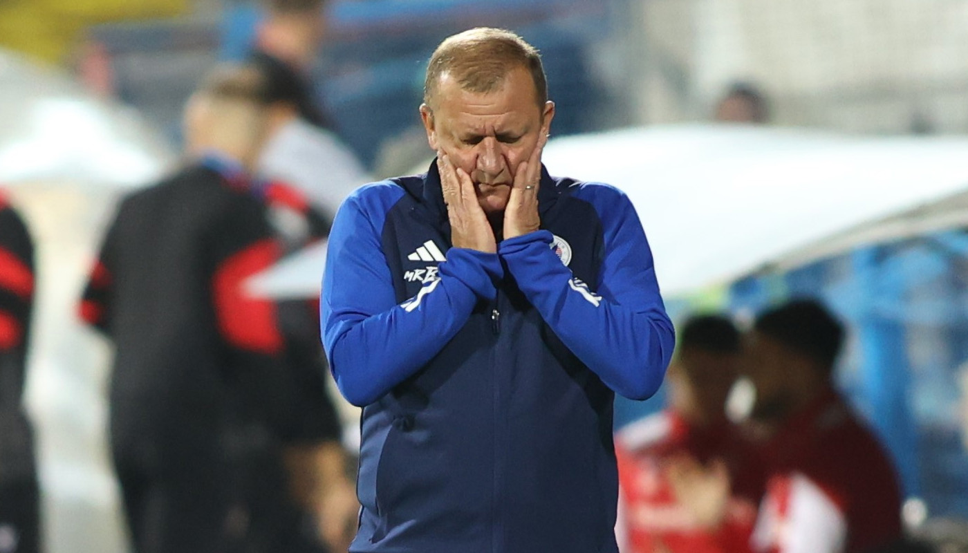 Dorinel Munteanu, reacție incredibilă după gestul cu care l-a scuturat pe Maftei, în timpul meciului Oțelul Galați – Dinamo București 1-1! S-a enervat la întrebarea reporterului: „Să audă toți fotbaliștii, tineri sau bătrâni! Eu nu sunt antrenor de paie! Trebuia să fiu mai dur cu el”