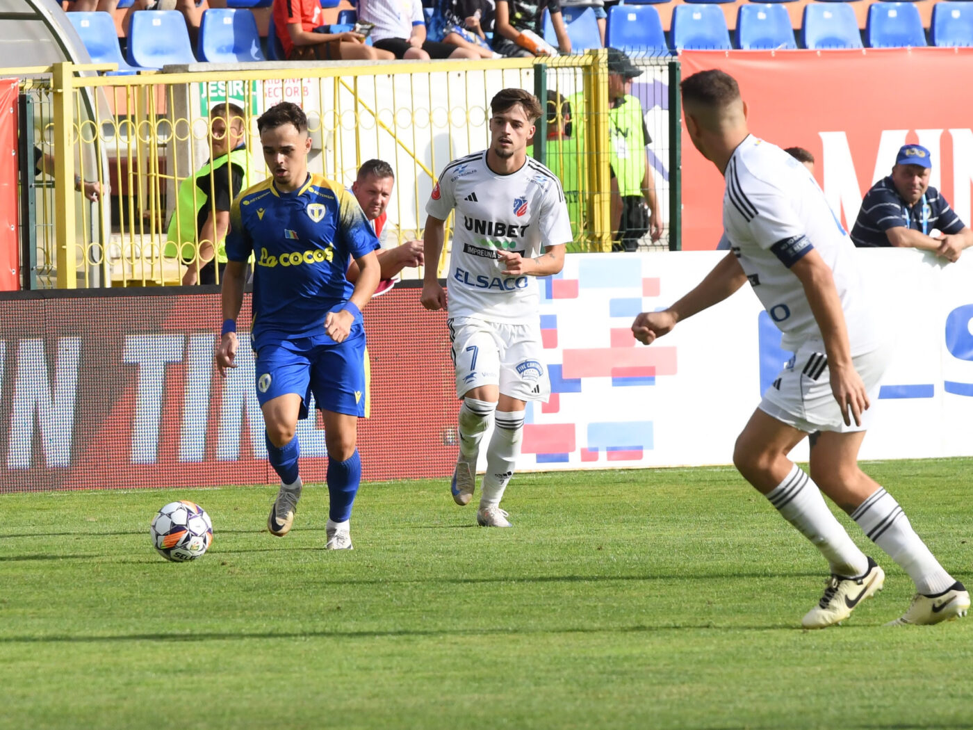 FC Botoșani – Petrolul Ploiești 0-2, în etapa 8 din Superliga. Echipa prahoveană marchează ambele goluri în prelungiri și își asigură victoria