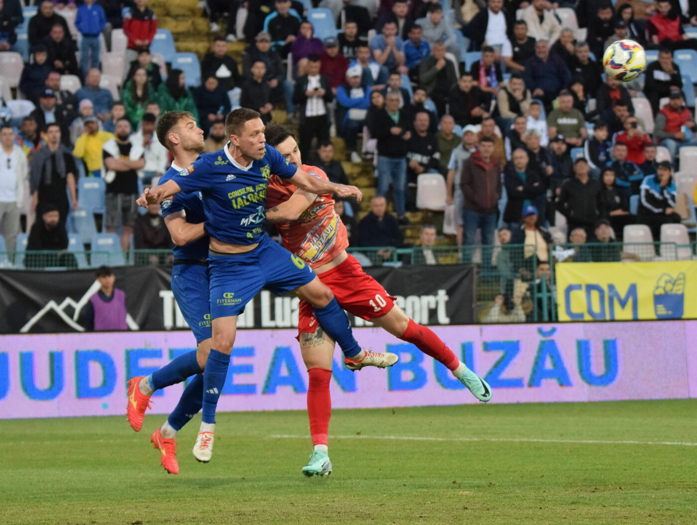 Unirea Slobozia – Gloria Buzău 2-1, în etapa 8 din Superliga. Pospelov dă lovitura pe final de meci și echipa lui Prepeliță rămâne pe ultimul loc