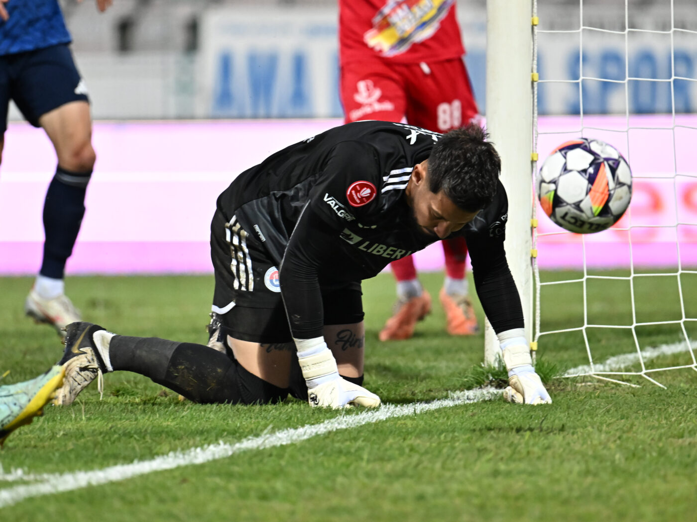 Gafă monumentală a lui Iustin Popescu, în Oțelul Galați – Dinamo București! A făcut penalty și Dorinel Munteanu și-a ieșit din minți