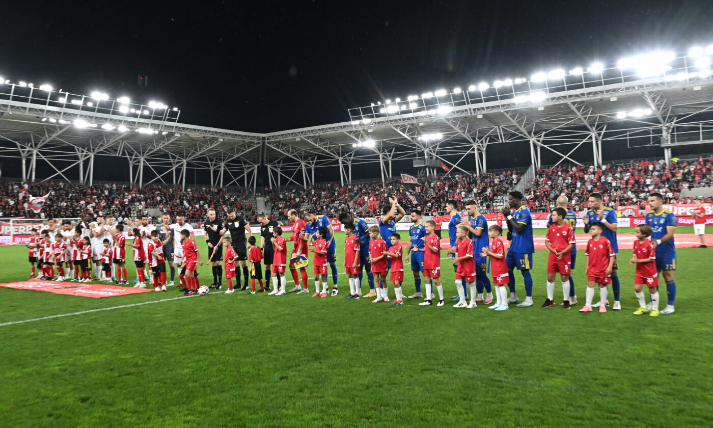 Gazonul de pe „Arcul de Triumf” nu se va schimba! Ce o așteaptă pe Dinamo și pe adversarele sale din Superliga și argumentele directorului: „Ne lipsesc două lucruri esențiale”. EXCLUSIV