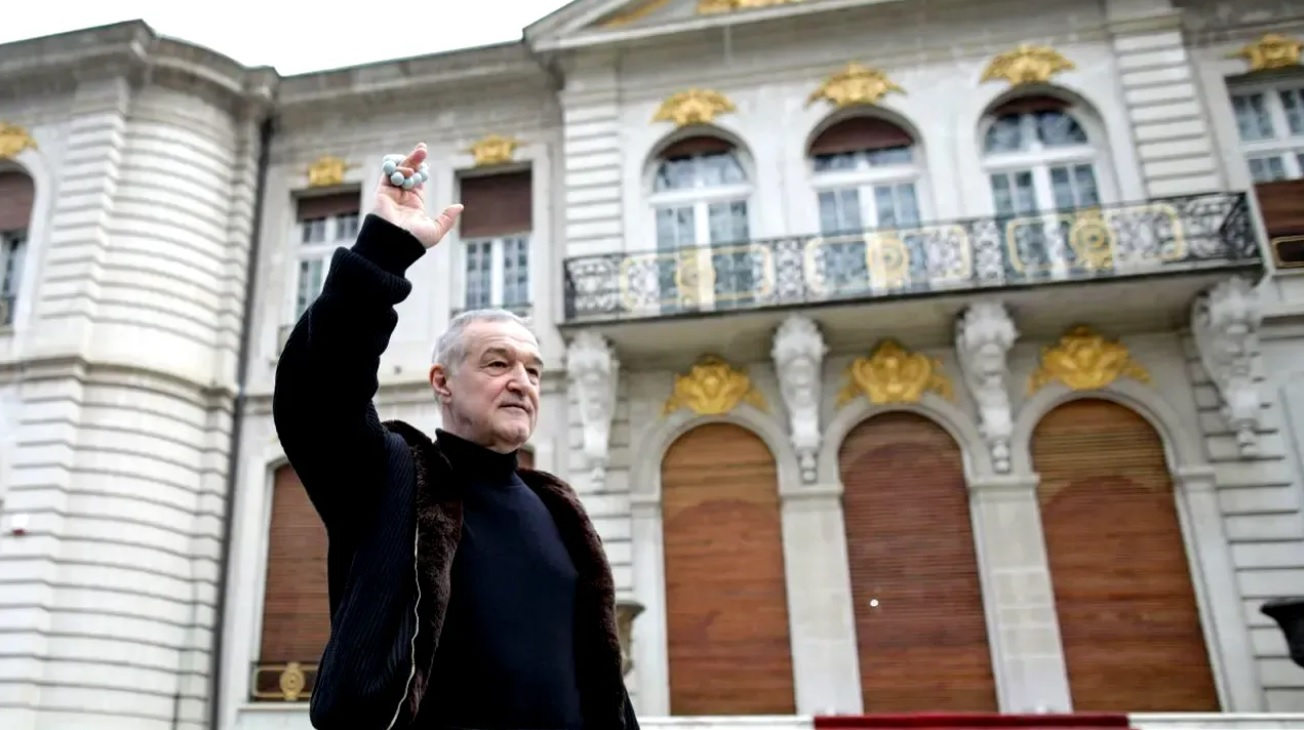Gigi Becali i-a făcut scandal lui Vali Moraru, după CFR Cluj – FCSB 2-2! „Nu îmi arde de miştouri! De aia m-ai sunat?”