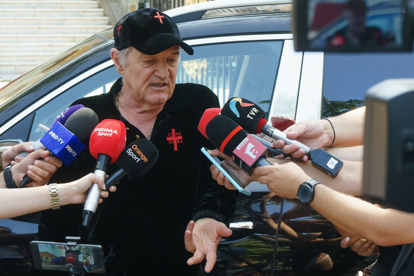 Gigi Becali ia 20.000.000 de euro. Adevărul despre suma de bani cu care se alege FCSB din Europa League
