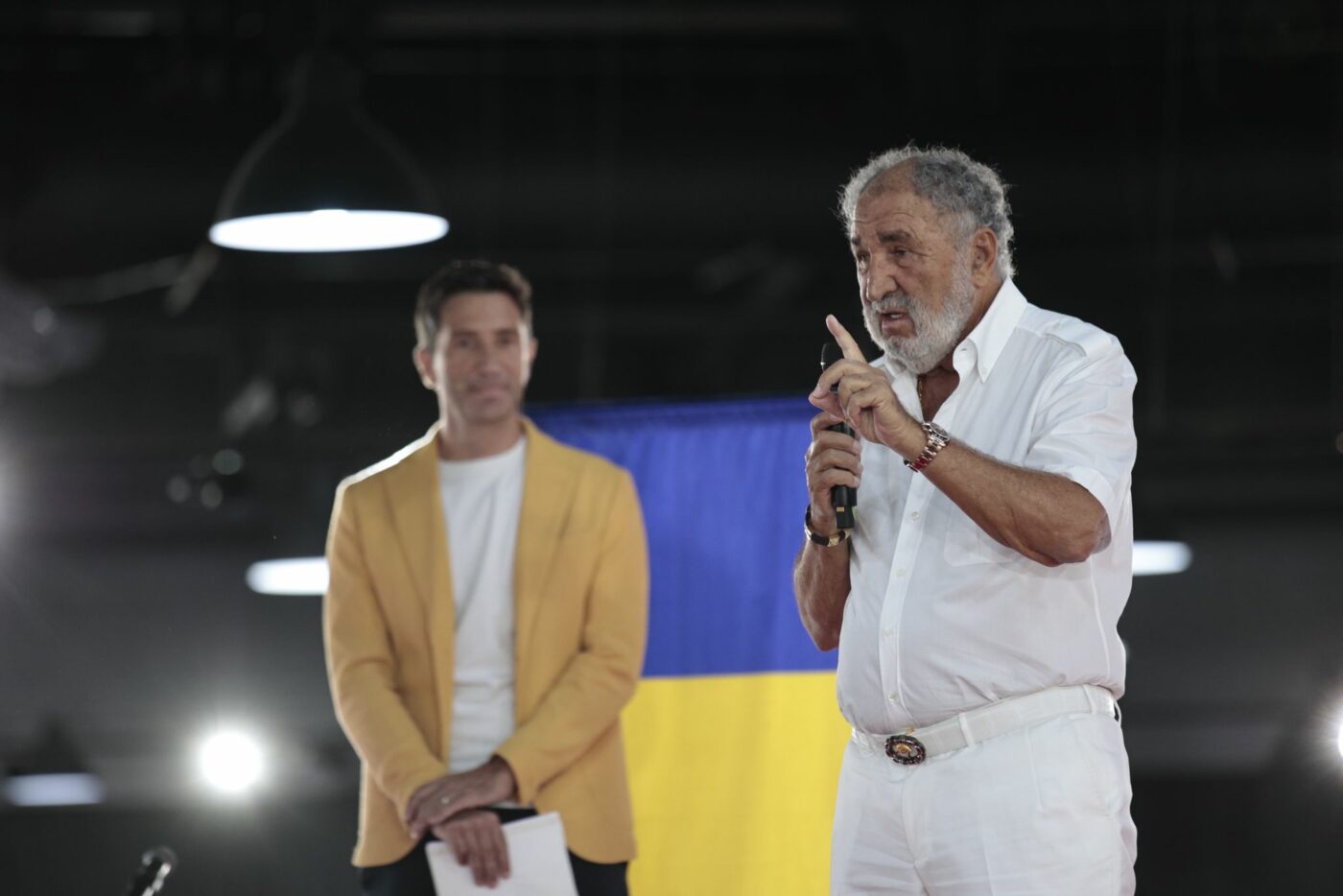 Ion Țiriac a anunțat că e gata să investească o parte din averea de 2,1 miliarde de euro pentru fotbalul de la Dinamo Bucureşti, dar cu condiția să fie jucători foarte tineri. „Iese campioană anul acesta”
