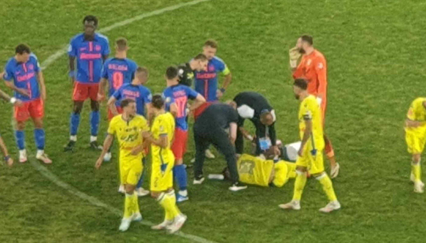 Mihai Popescu, roşu direct după ce a lovit cu cotul un adversar şi l-a umplut de sânge! Favoritul lui Gigi Becali a protestat, dar a fost calmat de Charalambous