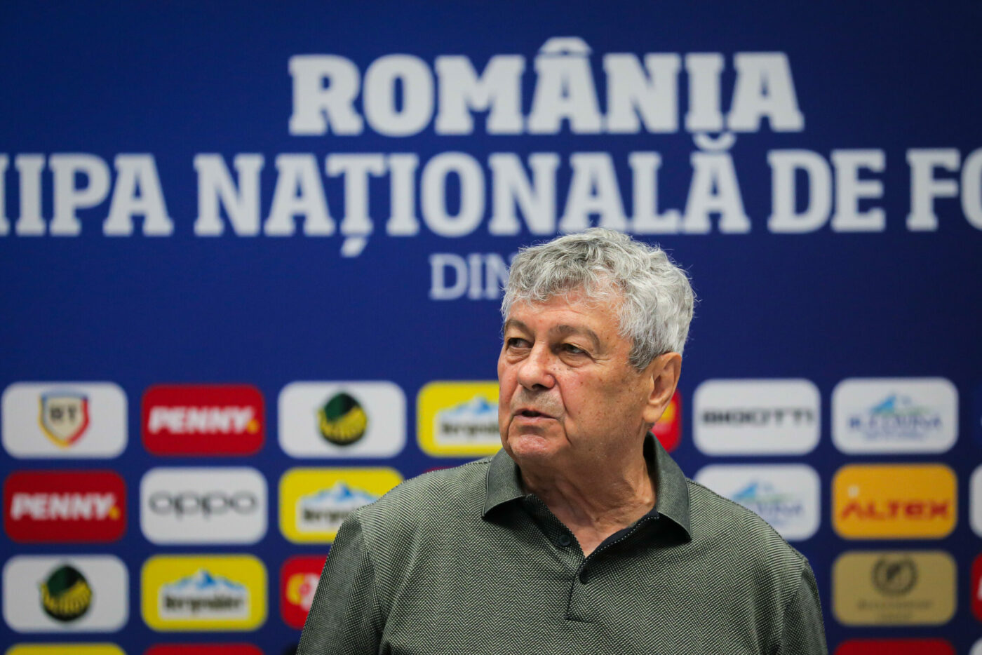 Mircea Lucescu i-a închis gura selecționerului Lituaniei, după atacul împotriva arbitrajului din meciul cu România