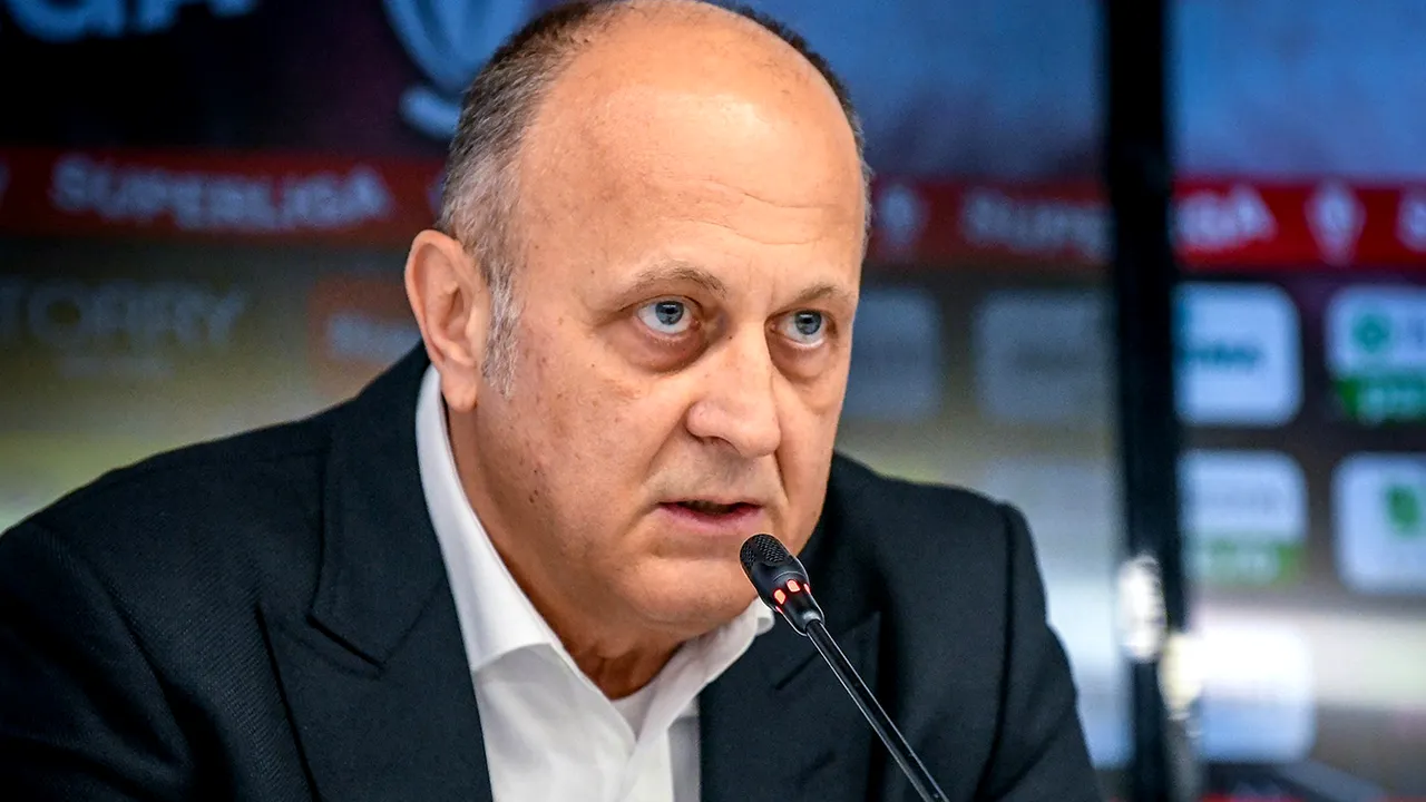 Motiv de îngrijorare pentru Dan Șucu! Dovada că Rapidul o ia la vale: „Este foarte jos!”. EXCLUSIV