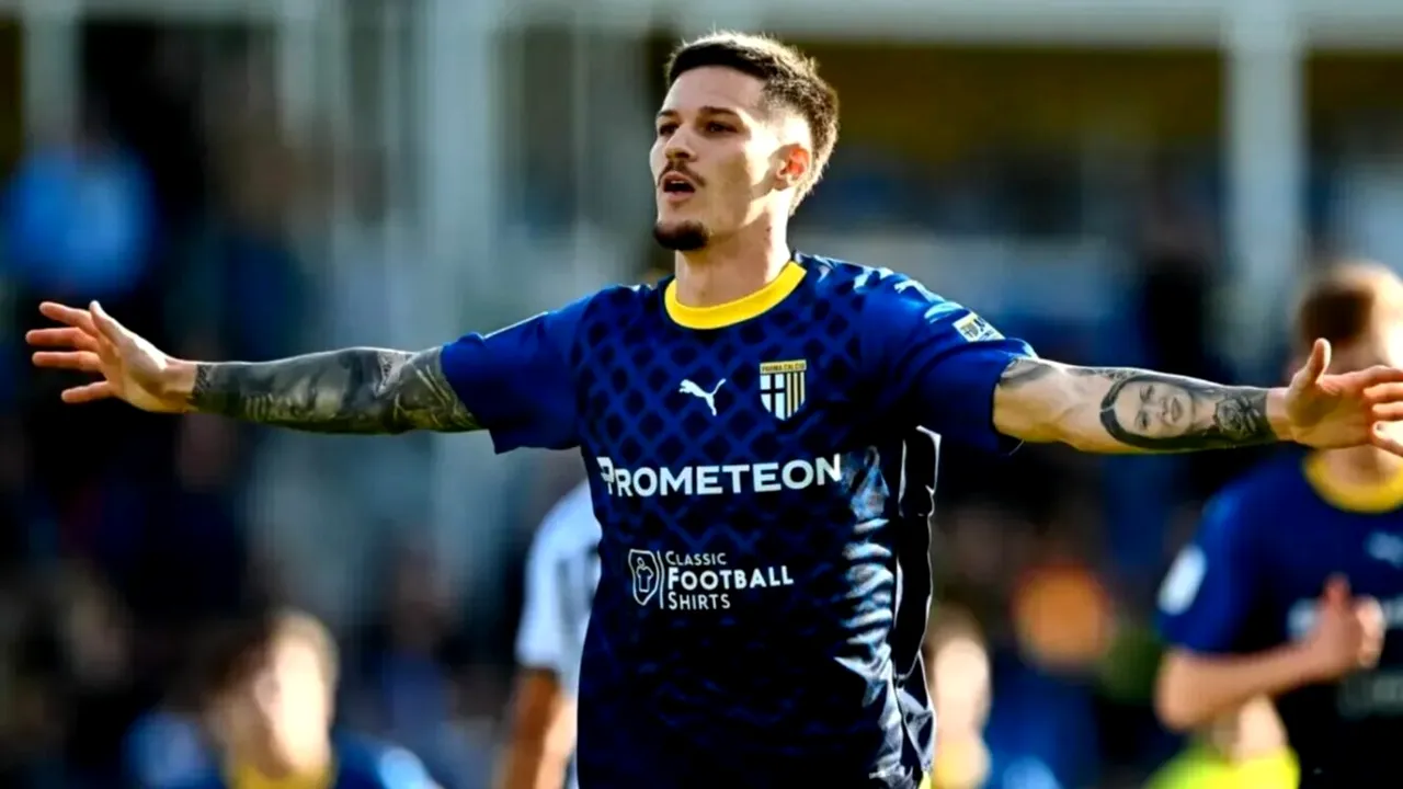 „Licitație internațională”. Presa din Italia a anunțat că transferul lui Dennis Man de la Parma se va face pentru o sumă de peste 30.000.000 de euro