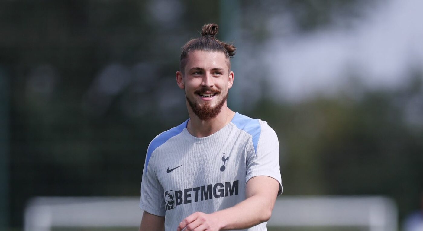 Radu Drăguşin a dat lovitura: Ange Postecoglou nu a mai putut să îl țină rezervă! Decizia managerului lui Tottenham în meciul cu Newcastle