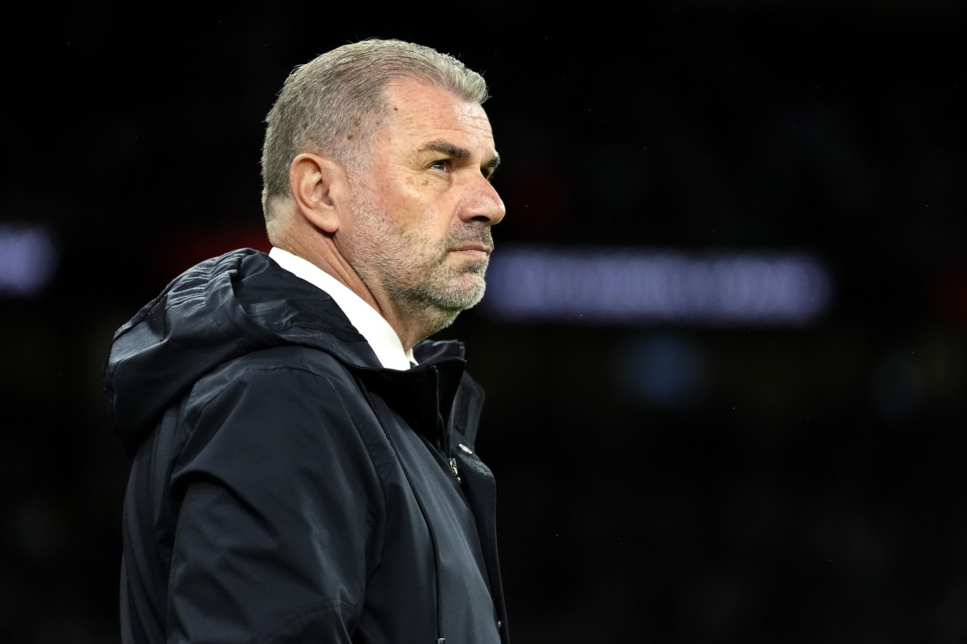 „Nici nu s-a uitat la Radu Drăguşin”. Reacția lui Ange Postecoglou din momentul eliminării românului şi ce a făcut antrenorul lui Tottenham când fotbalistul a trecut prin dreptul lui