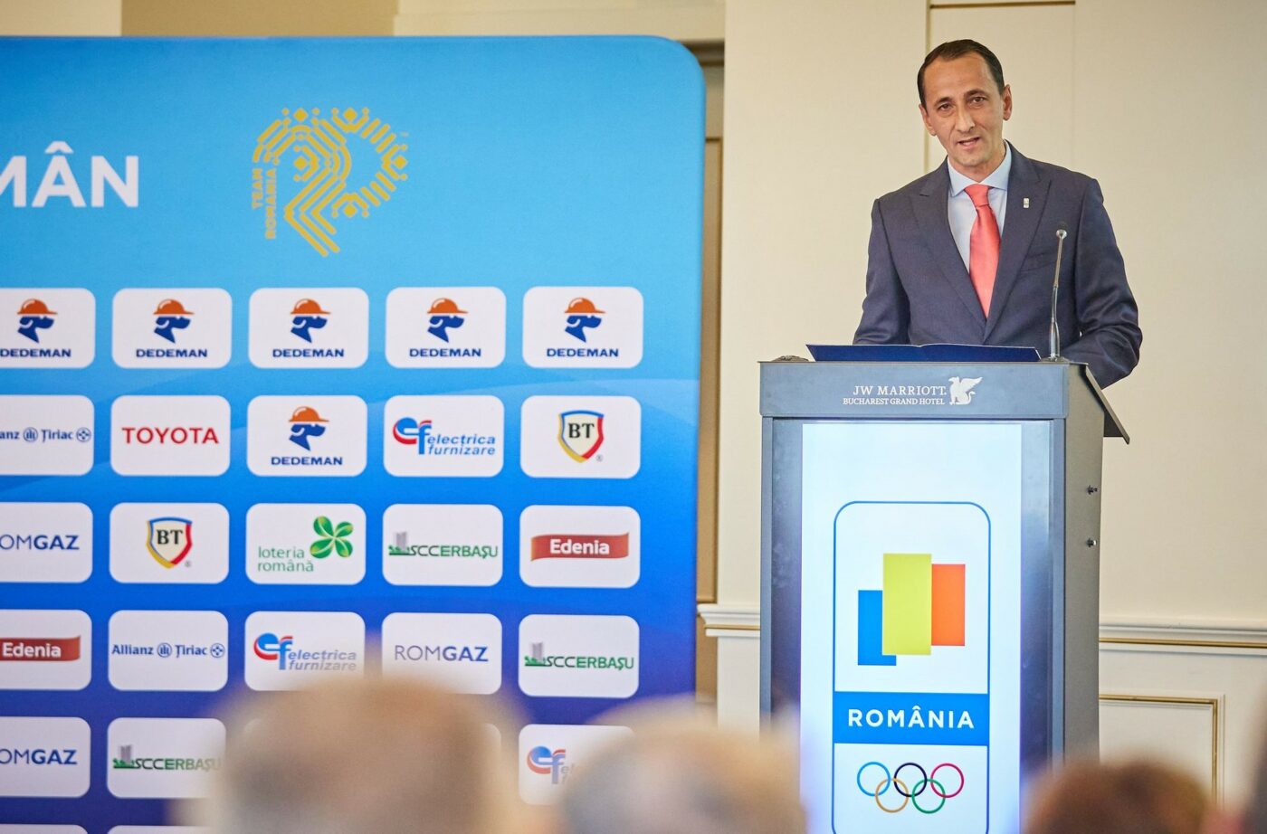 S-au împărțit feliile de tort la COSR! La alegeri toată lumea e relaxată: Mihai Covaliu candidează de unul singur la postul de președinte, trei oameni din sport pentru trei locuri pentru vicepreședinte. SPECIAL