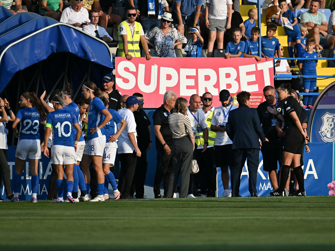 Ce scandal uriaș! Federația de Fotbal din Kosovo a cerut de urgență celor de la UEFA pedepse împotriva FRF și a României, chiar înainte de meciul direct, din cauza incidentelor de la partida echipei lui Gică Hagi