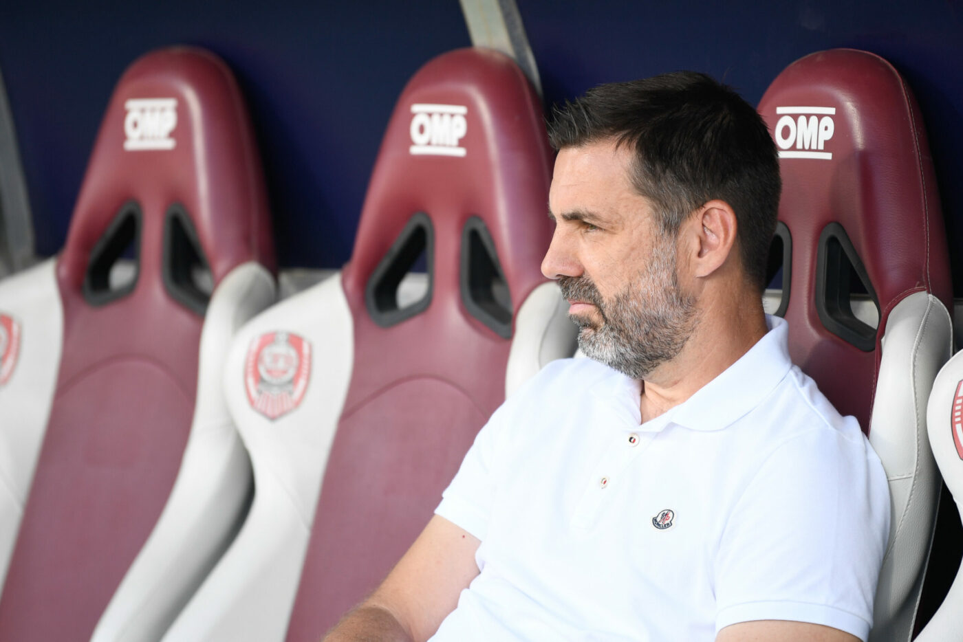 Scene șocante la Dinamo București: Zeljko Kopic, lovit cu o sticlă de doctorul echipei, care a demisionat imediat!