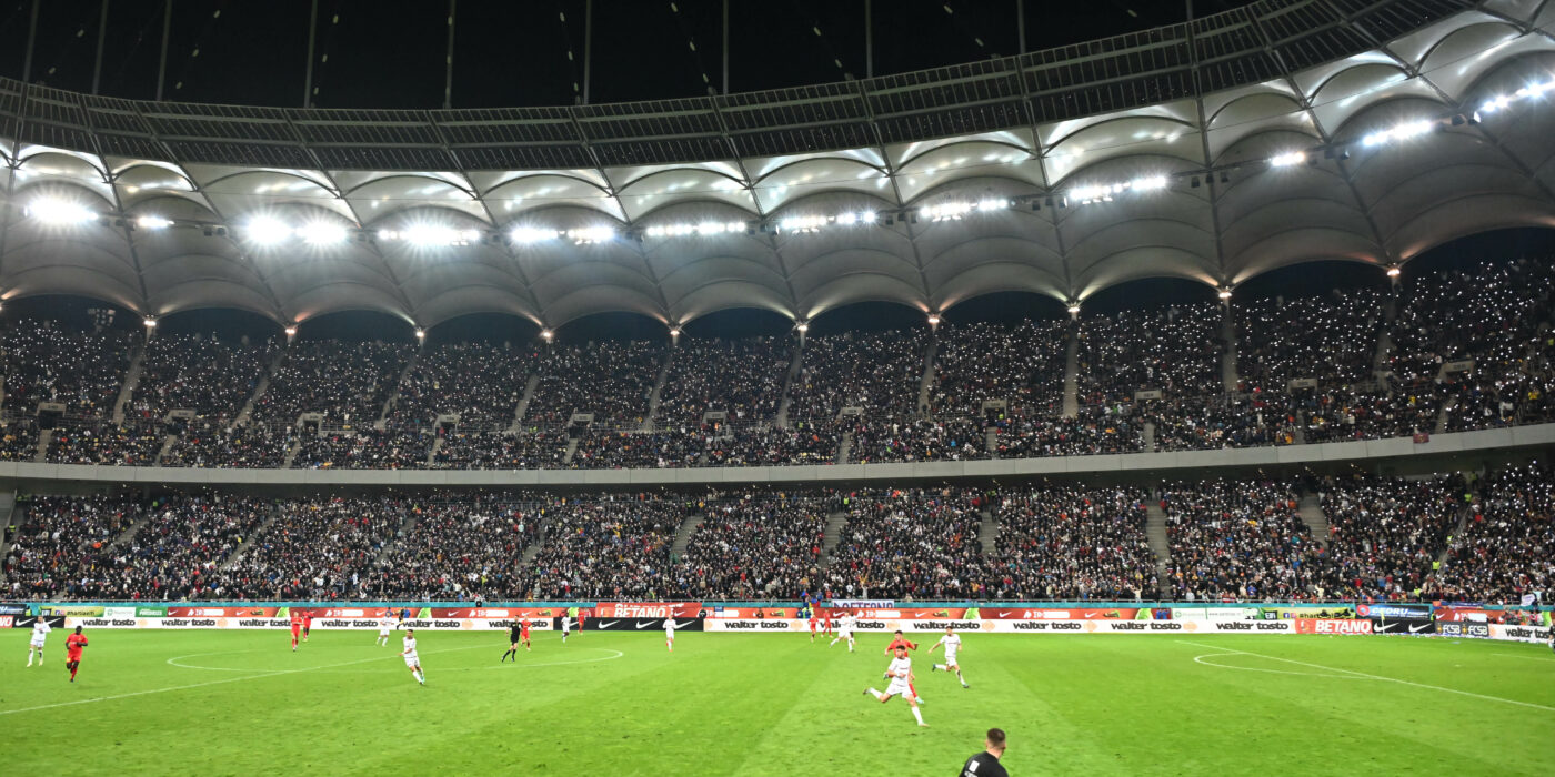 Se vând ca pâinea caldă: câte pachete a dat deja FCSB pentru Europa League. Gigi Becali se îmbogățește