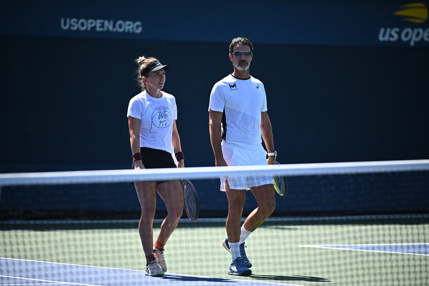 Simona Halep a recunoscut în ce relații e cu Patrick Mouratoglou. A dat verdictul fără menajamente despre colaborarea francezului cu Naomi Osaka