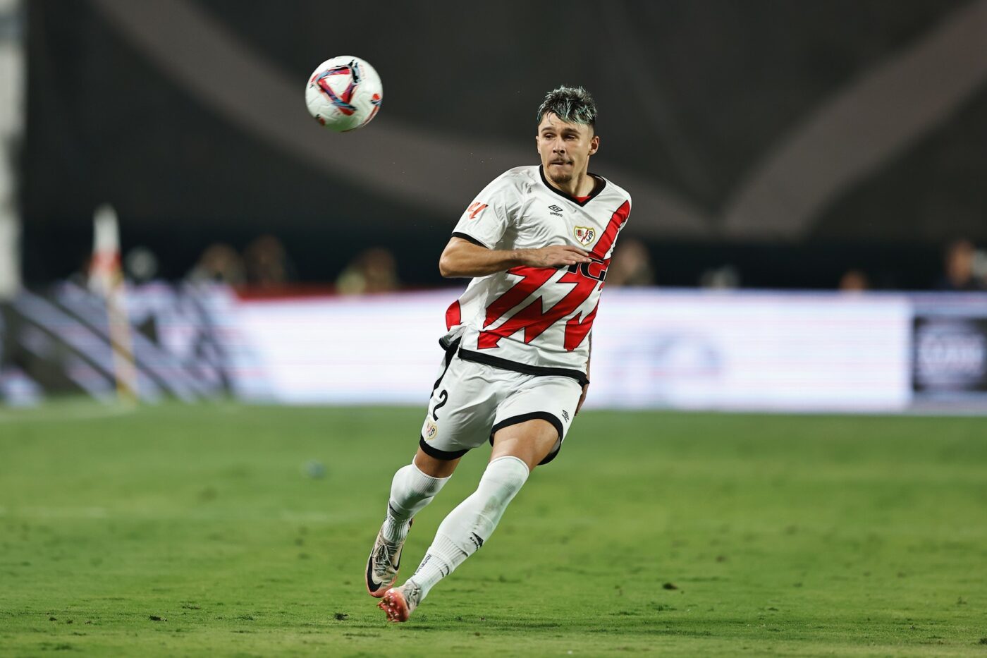 Spaniolii de la Marca sunt la picioarele lui Andrei Rațiu, după meciul de vis făcut de român în fața lui Atletico Madrid, în care a pasat decisiv! Prezentare „de casă” pentru „Sonic”: „Este unul dintre pilonii echipei!”