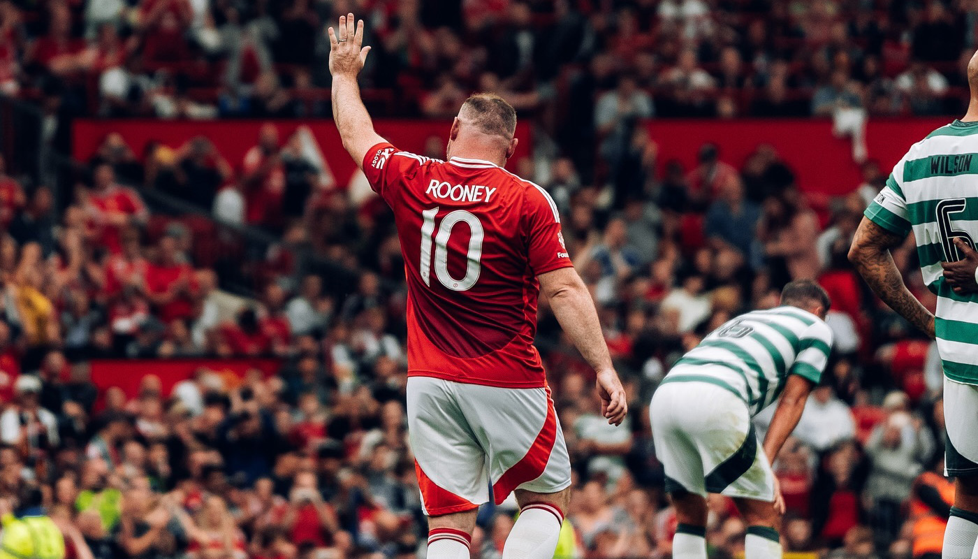 Transformarea șocantă a lui Wayne Rooney. A revenit ca jucător pe Old Trafford, dar toată lumea a comentat aspectul lui fizic: le-a închis gura cu un gol din lovitură liberă!