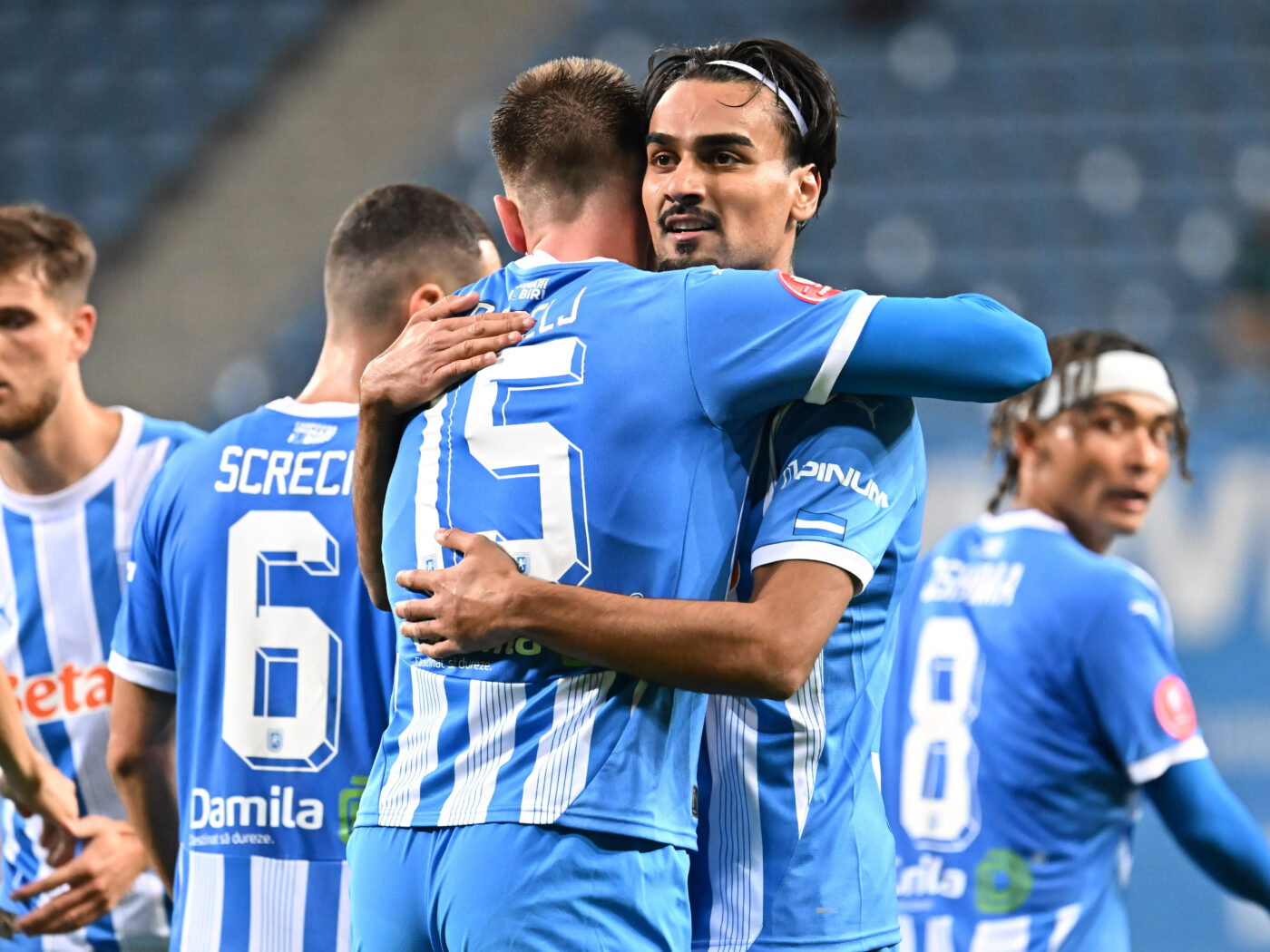 Universitatea Craiova – Unirea Slobozia 3-0, în a 11-a etapă din Superliga. Echipa lui Mihai Rotaru câștigă la pas în fața nou-promovatei după ce ialomițenii au avut un gol anulat și au terminat meciul în 10 oameni