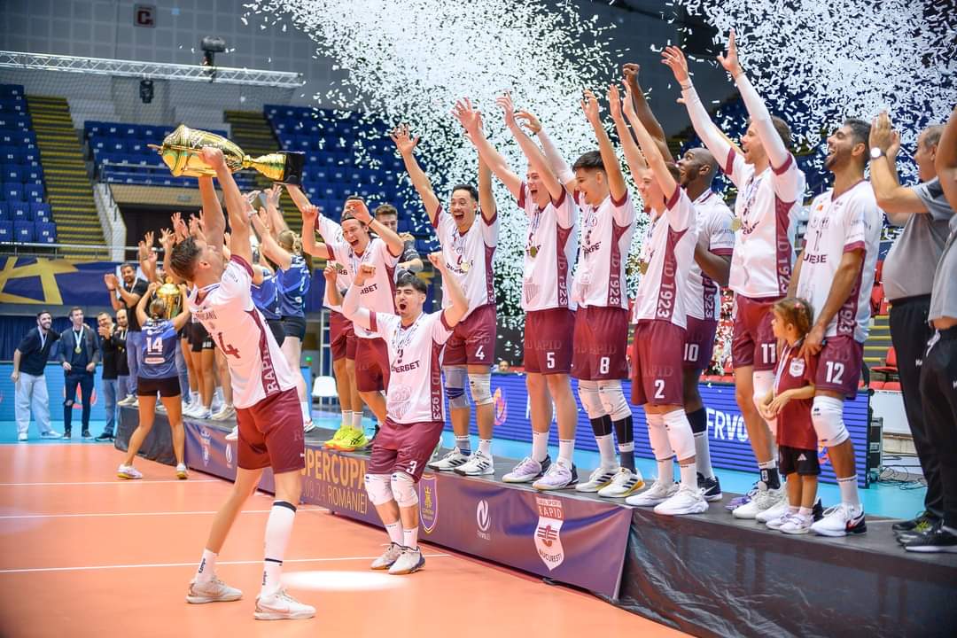 Primul trofeu al sezonului ajunge în Giulești. Rapid a câștigat în fața campioanei Corona Brașov