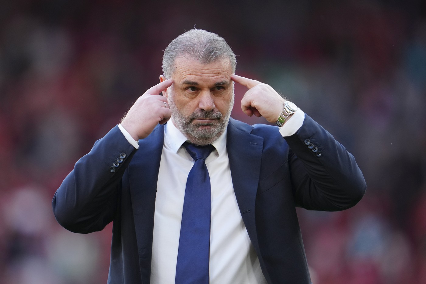 „Asta e treaba mea, prietene!”. Ange Postecoglou a reacționat după meciul în care Radu Drăgușin a fost din nou rezervă neutilizată