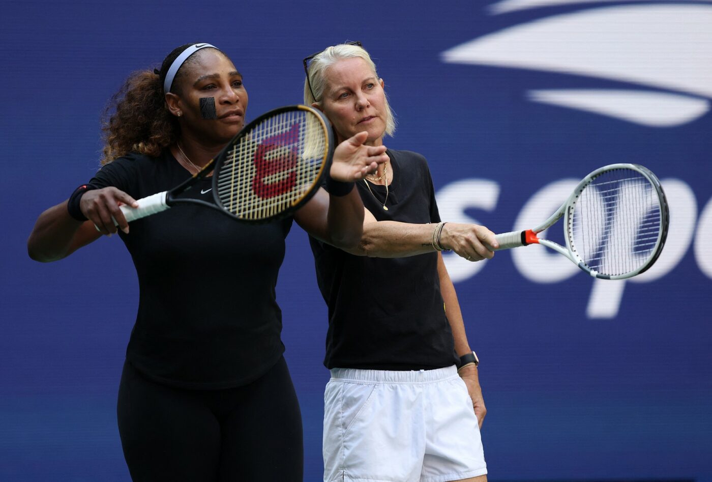 „E de tot râsul”. Reacția fostei antrenoare a Serenei Williams când a aflat că Patrick Mouratoglou revine în circuitul WTA cu Naomi Osaka, după ce a distrus cariera Simonei Halep