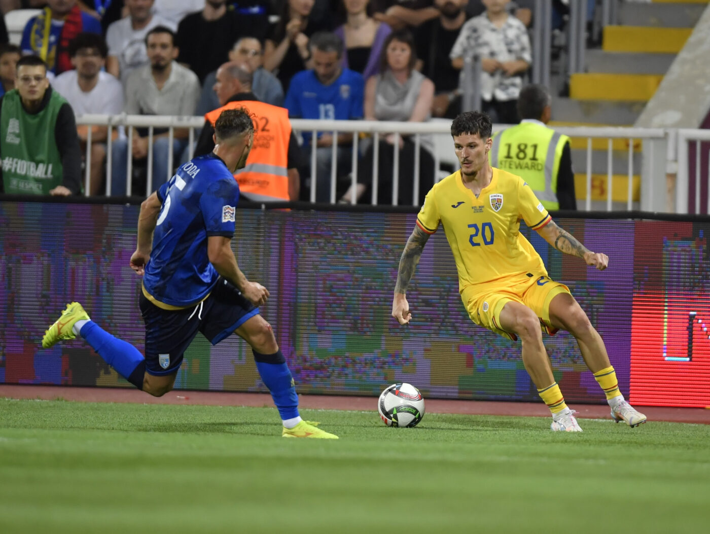 „E mare! Are preț de 30.000.000 de euro”. Transferul lui Dennis Man de la Parma la un club de top al Europei e iminent și oficialul FCSB știe deja suma pe care va fi vândut