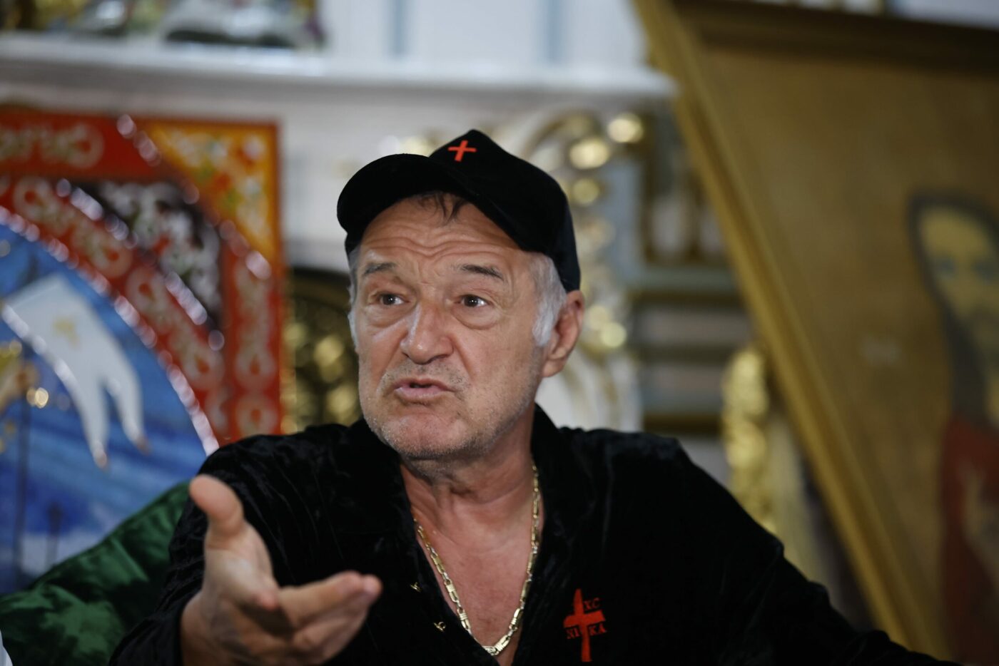„Mitriță sau Ianis Hagi”. Gigi Becali a stabilit care e drumul de urmat în cazul lui Darius Olaru, starul FCSB care vrea să se transfere în străinătate și să fie titular în națională