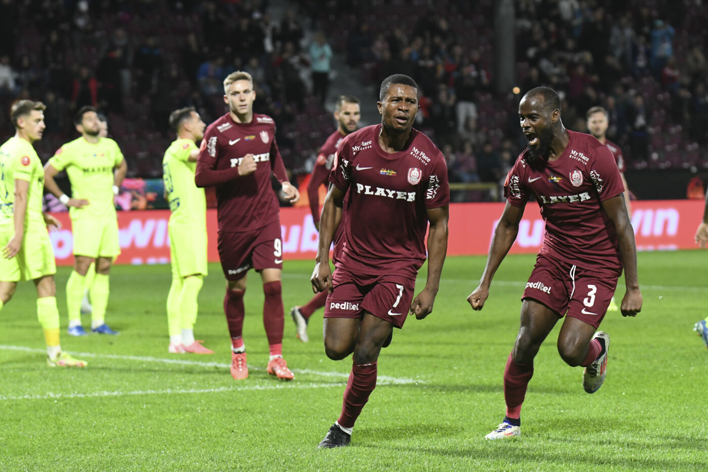 CFR Cluj – Poli Iași 2-1, în a 12-a etapă din Superliga. Dan Petrescu reușește să câștige trei puncte uriașe în Superliga